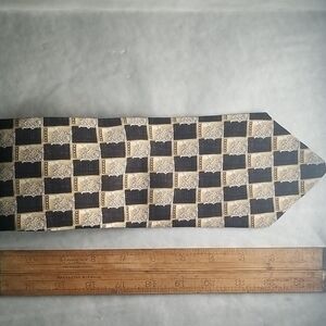 Elegant Black and Cream Men's Tie